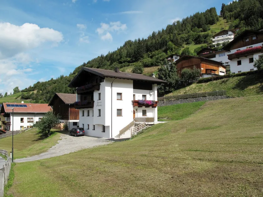 Apartment Alpenherz-1 by Interhome - Image 1
