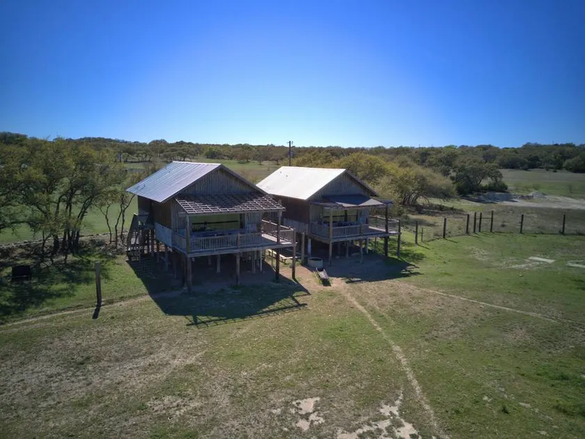 Gorgeous Safari Style Bungalows med pool, Fire-pit og Hill Country Views! - Image 1