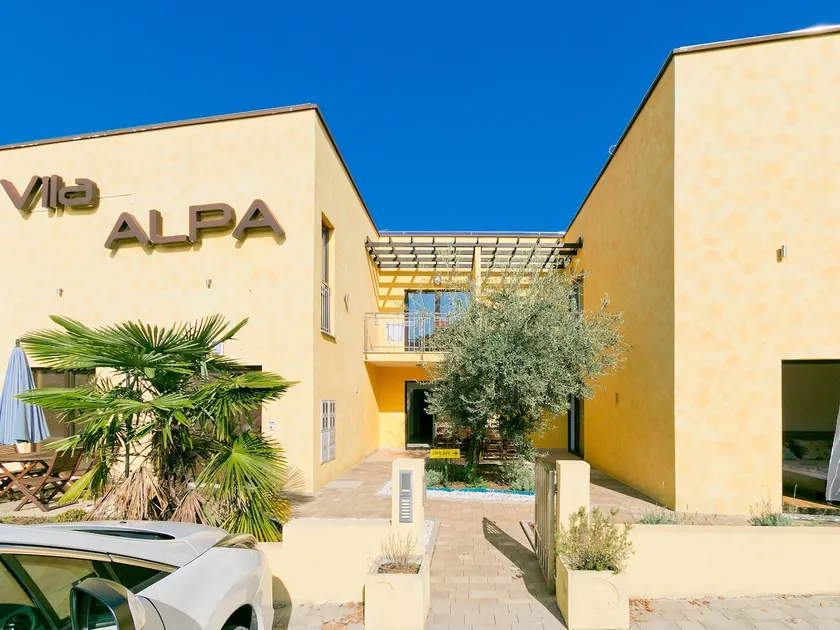 Villa Alpa, Unterkunft in Punta-Umag, klimatisiert, WLAN, kostenlose Parkplätze - Image 1