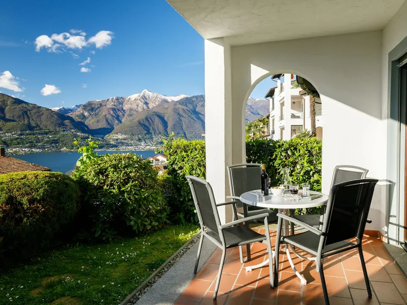 Apartment Residenza Miralago Apt- B19 by Interhome - Image 1