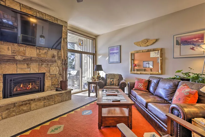 NY! Steamboat Springs Condo m / Spa, Udsigter & Grill! - Image 1