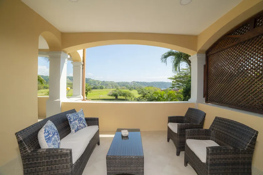 Remodeled Hill with a Great View - Image 1