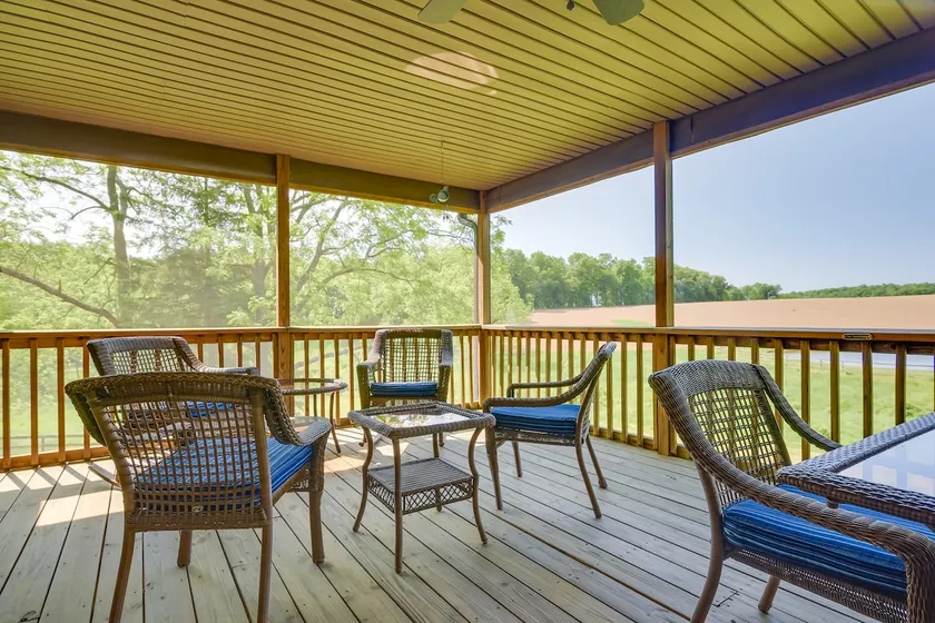 2 Mi to Wineries: Calm Cottage on 90 Acres w/ Barn - Image 1