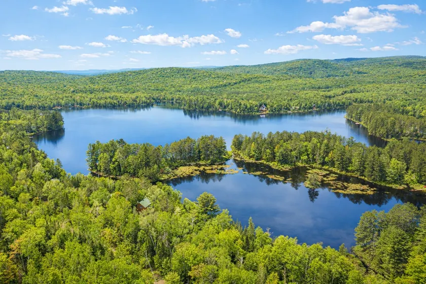 Au bord de l eau et en forêt. Meublé à neuf !! - Image 1