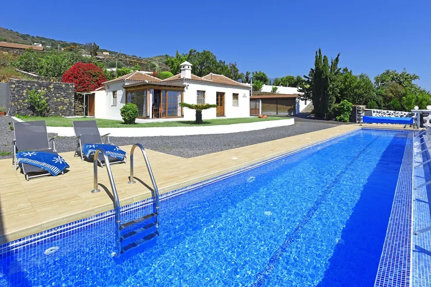 Casa El Roquito - Image 1