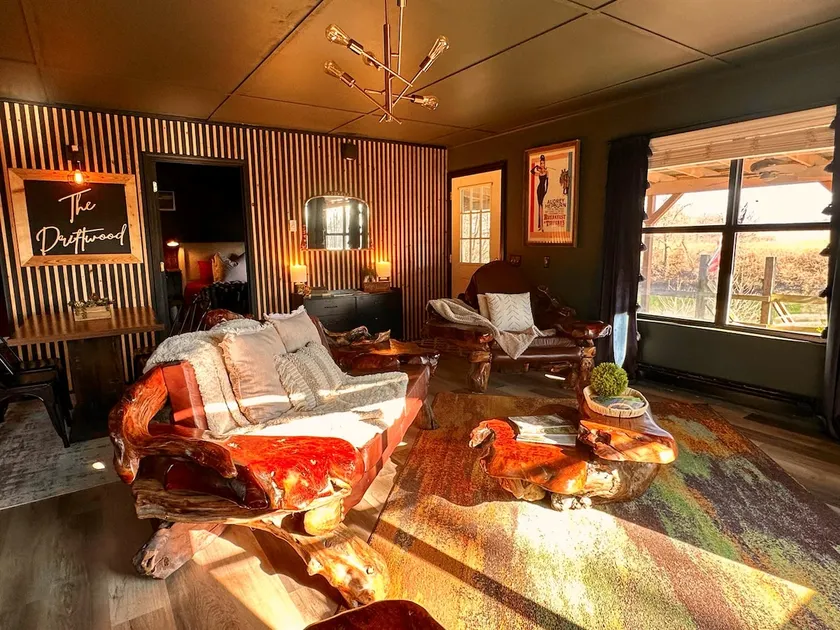 11 Point River Retreat - Image 1
