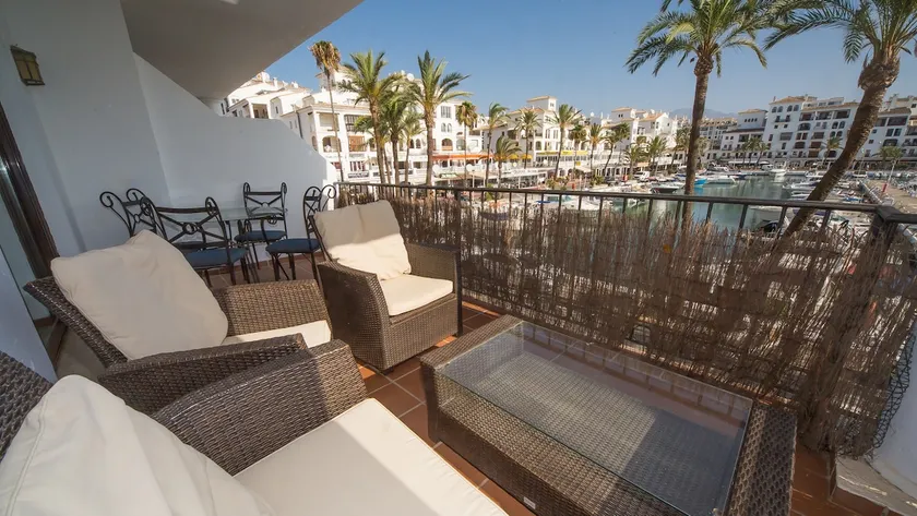 Marina Real apto 264 - Image 1