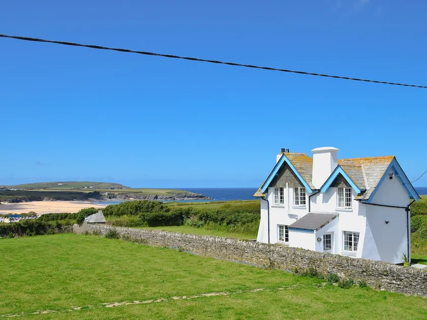 St Cadoc Cottage - Image 1