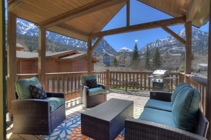 Ideal Location-Next to Ouray Hot Springs - Image 1