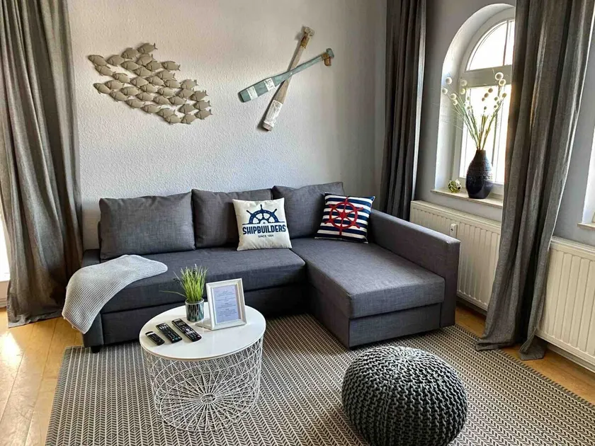 Villa Victoria -Apartment-Patio View-Bathroom pr - Image 1