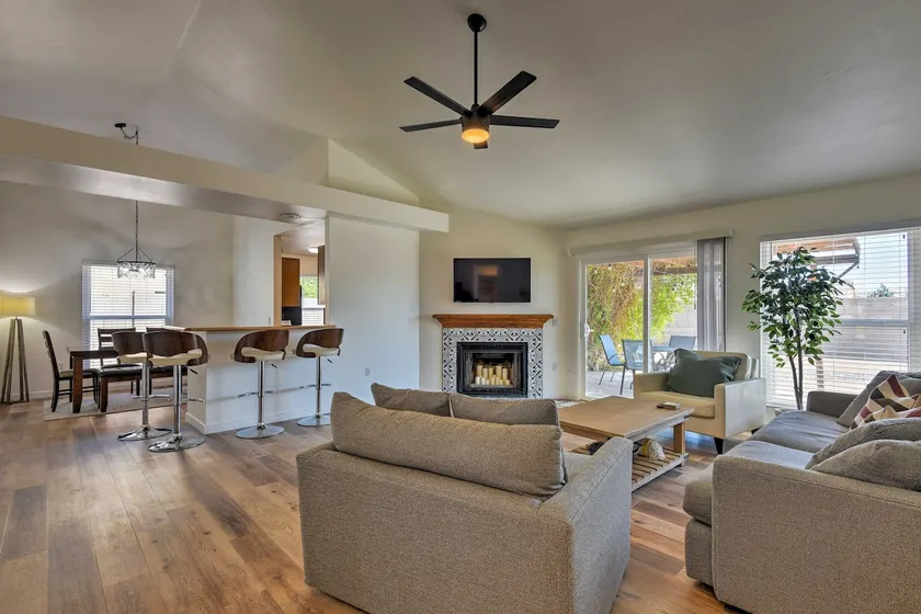 NY! Mesa Home w / Fire Pit - Nyrenoveret! - Image 1