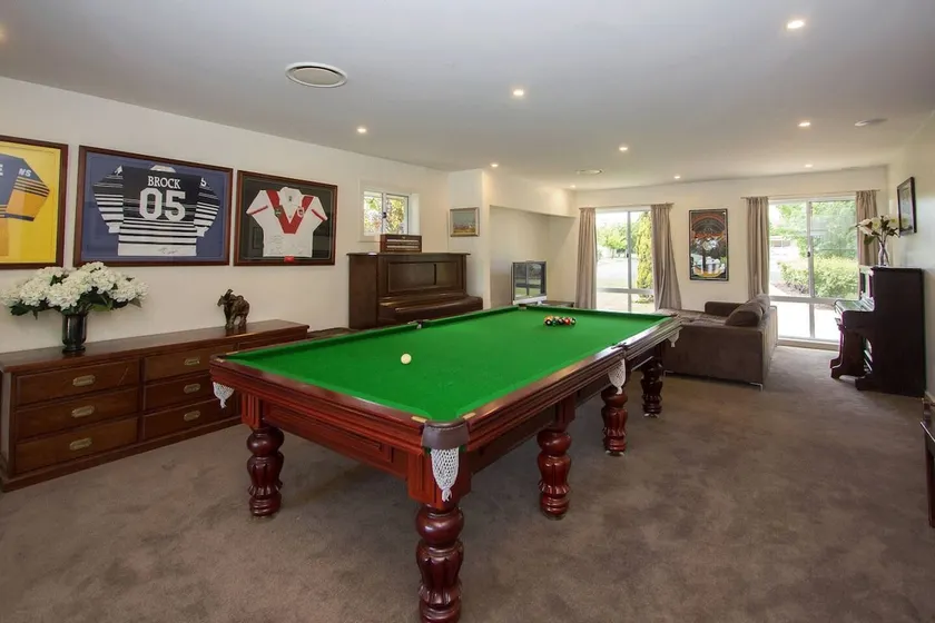 Mudgee Country Grandeur at this Elegant Group Getaway - Image 1