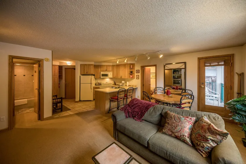 1 bedroom Iron Horse easy access to the slopes! - Image 1