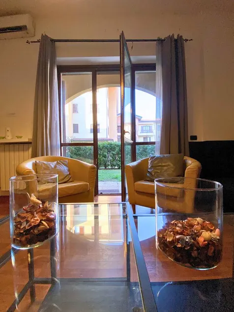 Roma 2 Apartment - THE V Collection - Image 1