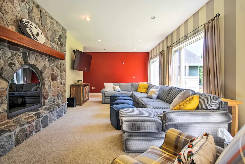 Hot Tub & Sauna! 7-Acre Coastal Michigan Home - Image 1