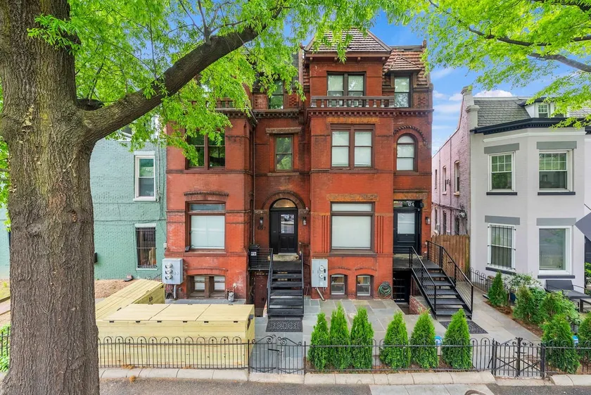 Luxury Logan Circle 4BR DC Townhome + Huge Patio - Image 1