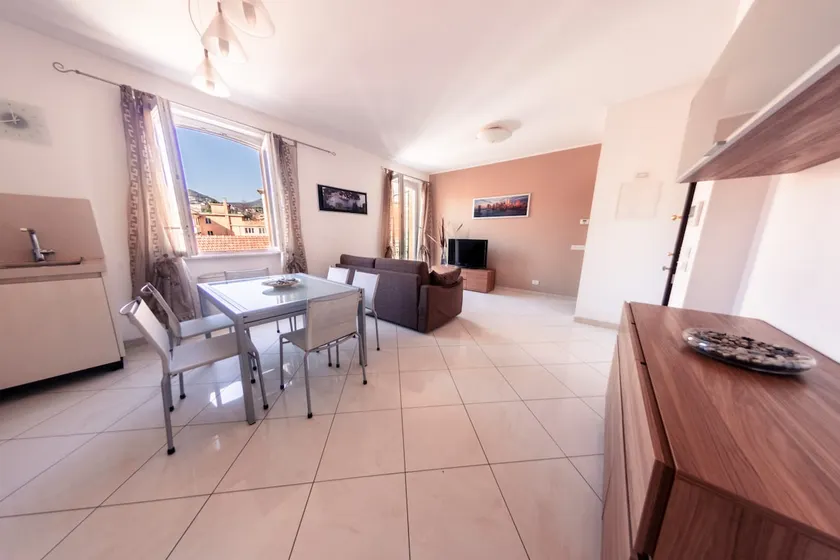 Libra - maximum comfort in downtown Rapallo - WiFi - Image 1