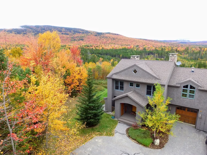 MM1 Luxury with unparalleled views! AC, Pool/Gym! - Image 1