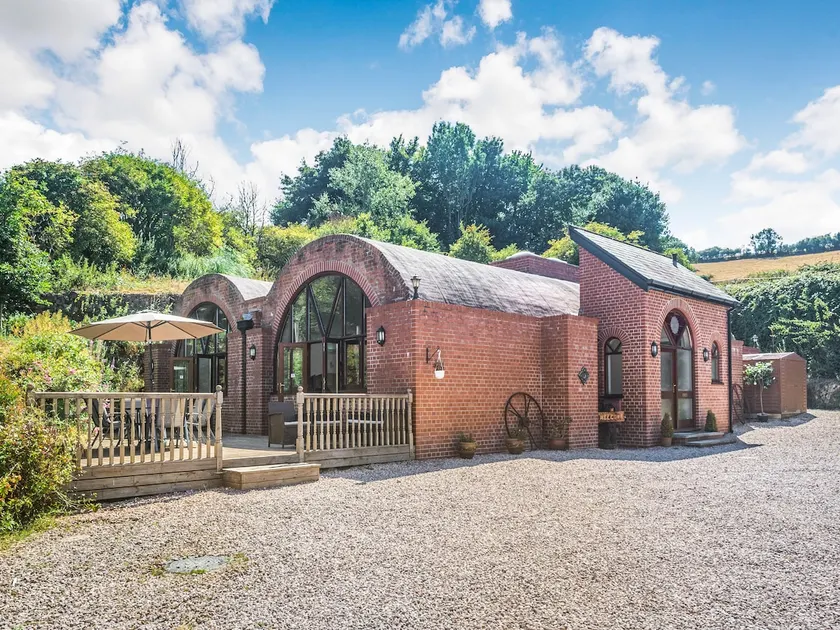 New Barn Reservoir - Image 1