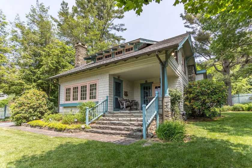 The Suddreth Cottage - Walk to Main Street Blowing Rock - Private Garden with Gazebo - Image 1