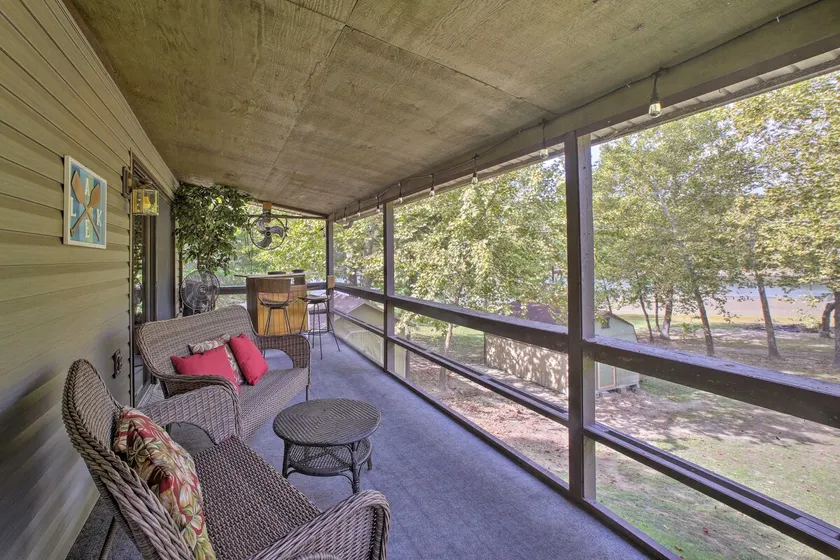 Waterfront Home w/ Fire Pit on Table Rock Lake - Image 1
