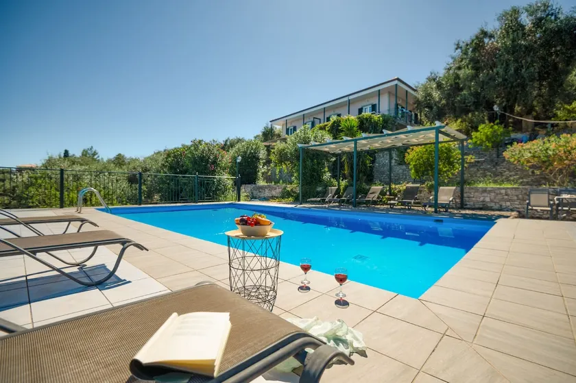 Antigoni Villas - Image 1