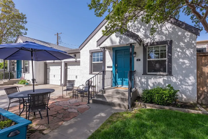 American Oak Cottage | Dog-Friendly | 3 Blocks to Downtown Food, Wine, & More! - Image 1