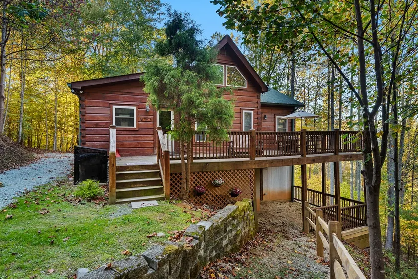 Falling Waters - Whirlpool, tierfreundlich, 5 Minuten vom Mast General Store! - Image 1