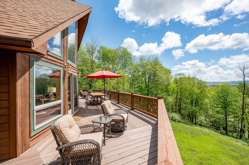 Dog Friendly Mountain Chalet w/ Fireplaces - Image 1