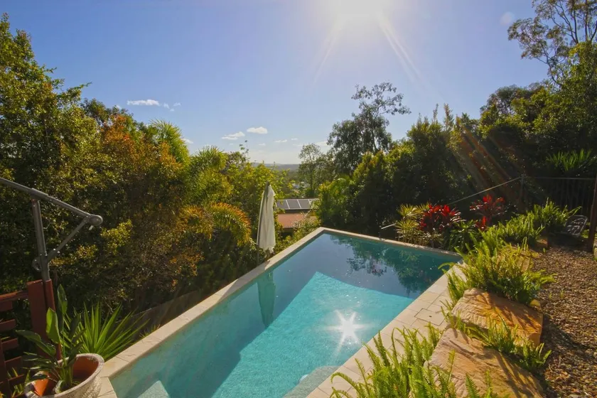 15 Jasper Court, Coolum Beach, Se aceptan mascotas, Ropa de cama incluida, 500 BOND - Image 1
