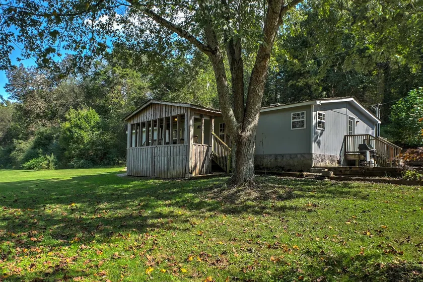Ooltewah Cabin w/ Grill, Pool Table & Porch! - Image 1