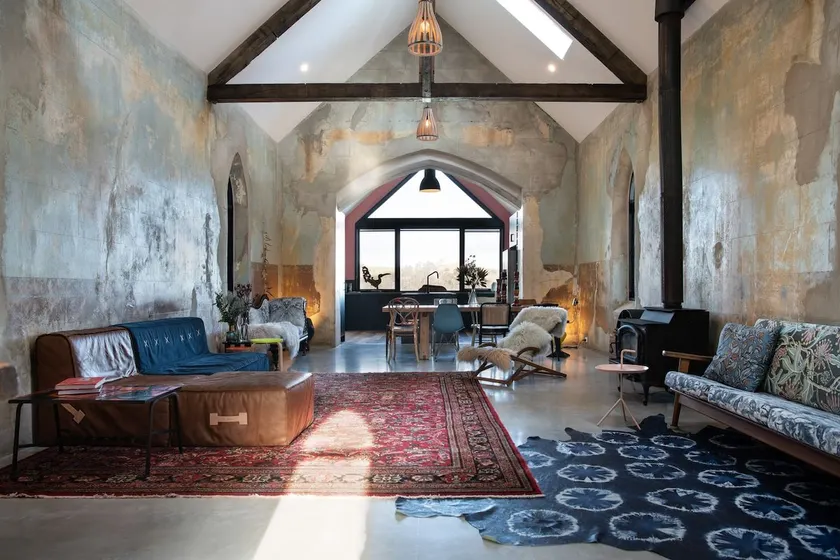 Yandoit Church - Award Winning Country Retreat - Image 1
