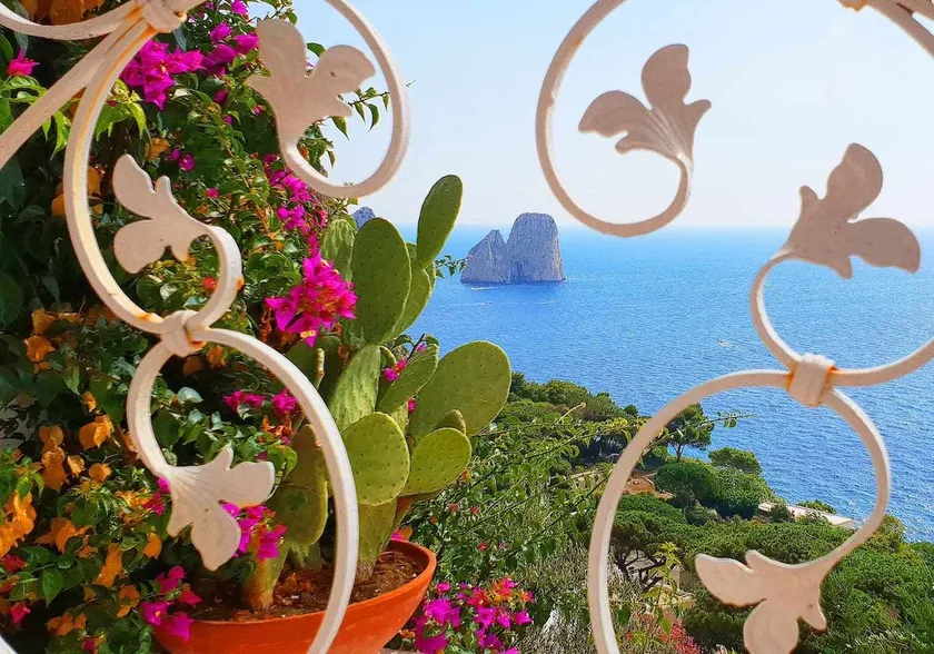 Villa Capri Marina - Image 1