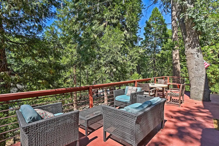 Expansive Retreat w/ Deck, Game Room & Lake Views! - Image 1