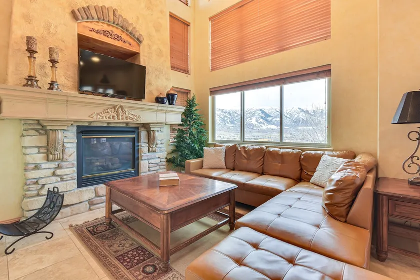 Eden Townhome w/ Mtn View + Shuttle to Powder Mtn! - Image 1