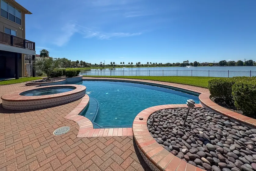 Lakefront Houston House - 1 Mi to Space Center! - Image 1