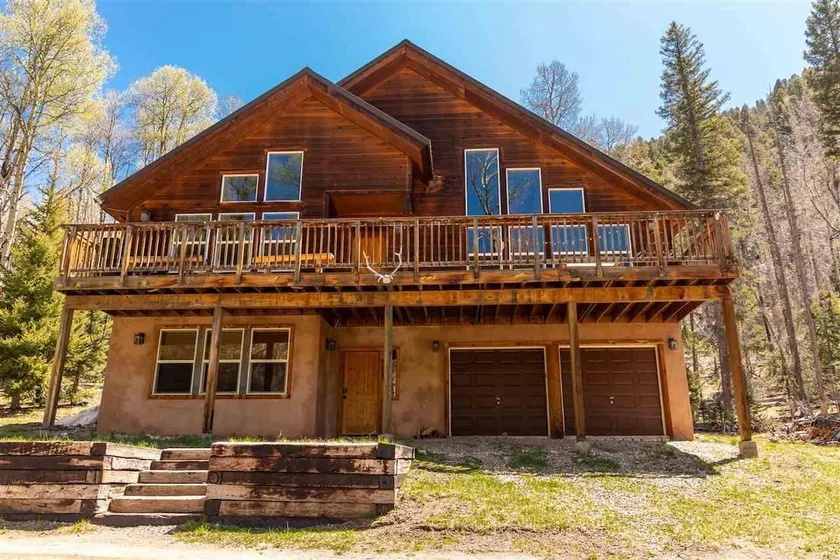 26 Hidden Valley Rd ist Aspen Mountain Lodge, ein dreistöckiges Haus für 12 Personen.  Eigentum hat Wifi - Image 1