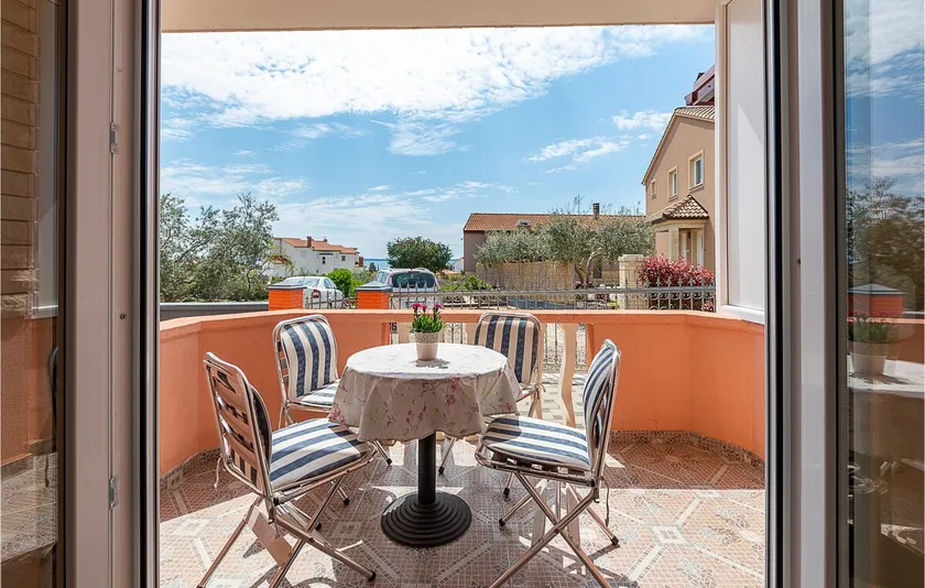 1 Bedroom Lovely Apartment In Betiga - Image 1