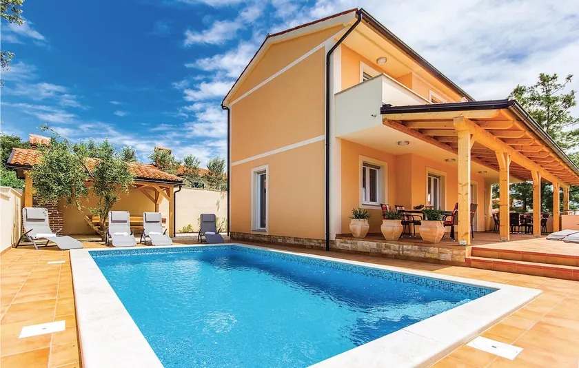Three-Bedroom Holiday Home Betiga With A Fireplace 02 - Image 1