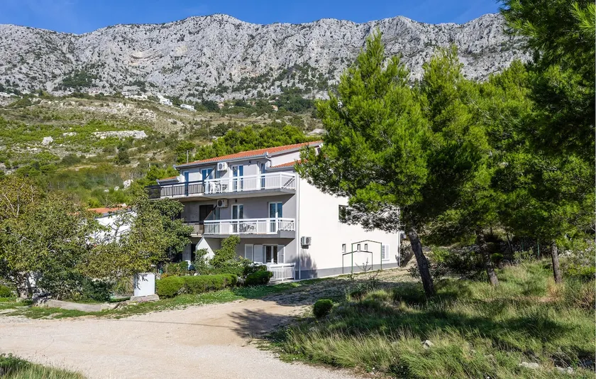 Beautiful apartment in Lokva Rogoznica with WiFi - Image 1