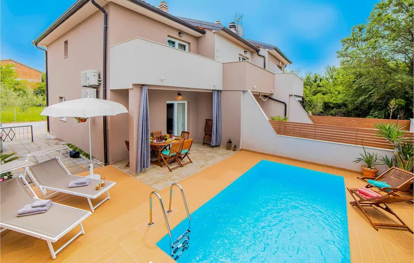 Beach Front Home In Klimno - Image 1