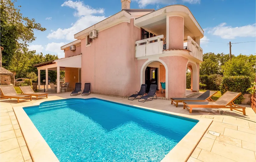 Stunning Home In Dobrinj - Image 1