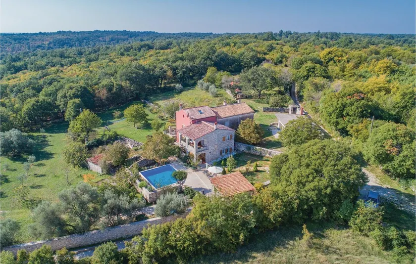 Beautiful Home In Rakalj - Image 1
