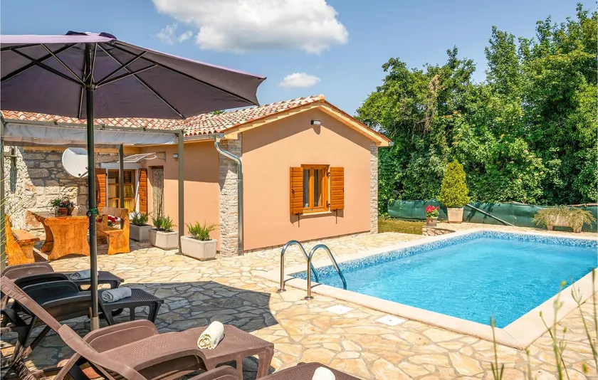Gorgeous Home In Labin - Image 1