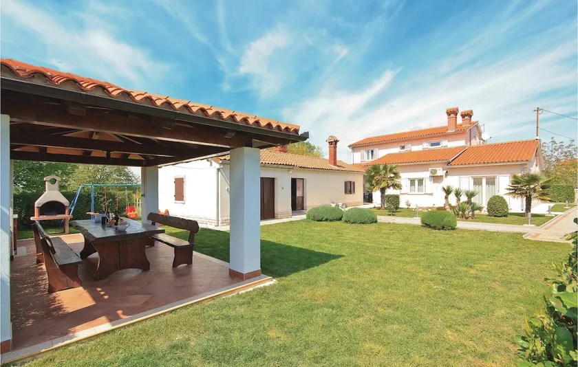 Beautiful Home In Rebici With Sauna - Image 1