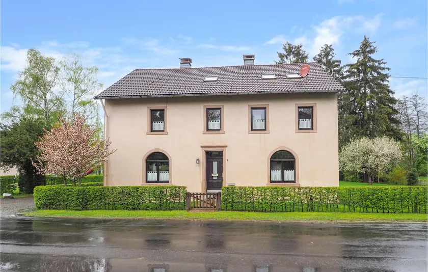 Propriedade 7 assoalhadas em Lünebach - Image 1