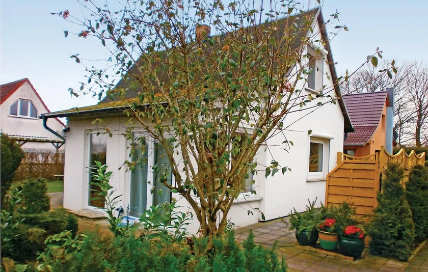 Stunning Home In Sundhagen Ot Tremt - Image 1