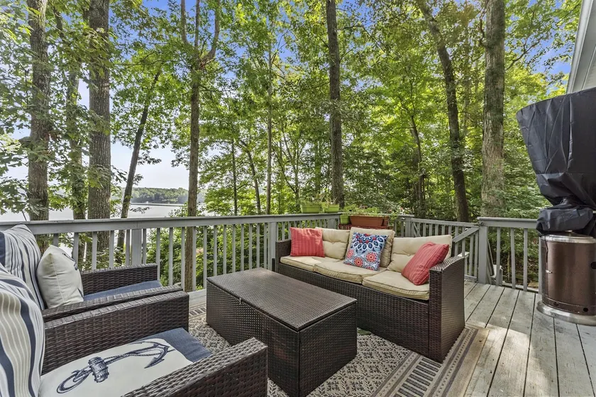 Waterfront 3BR/3BA Getaway: Beach, Dock, Firepit! AMAZING Sweeping VIEWS! - Image 1