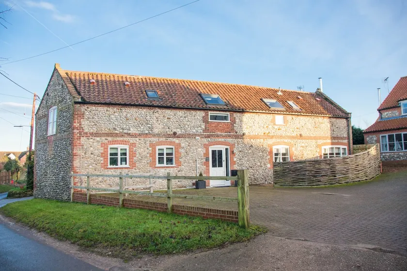 Coach House D - Image 1