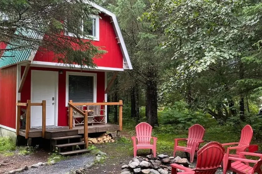 Charming Cabin with all the Conveniences! - Image 1